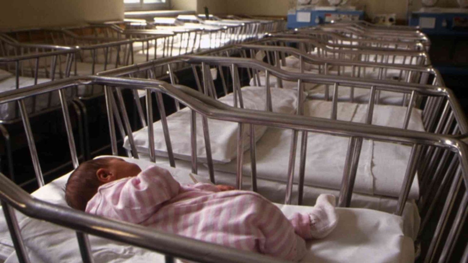 L'Italia senza bambini: in un anno perse altre 9mila culle