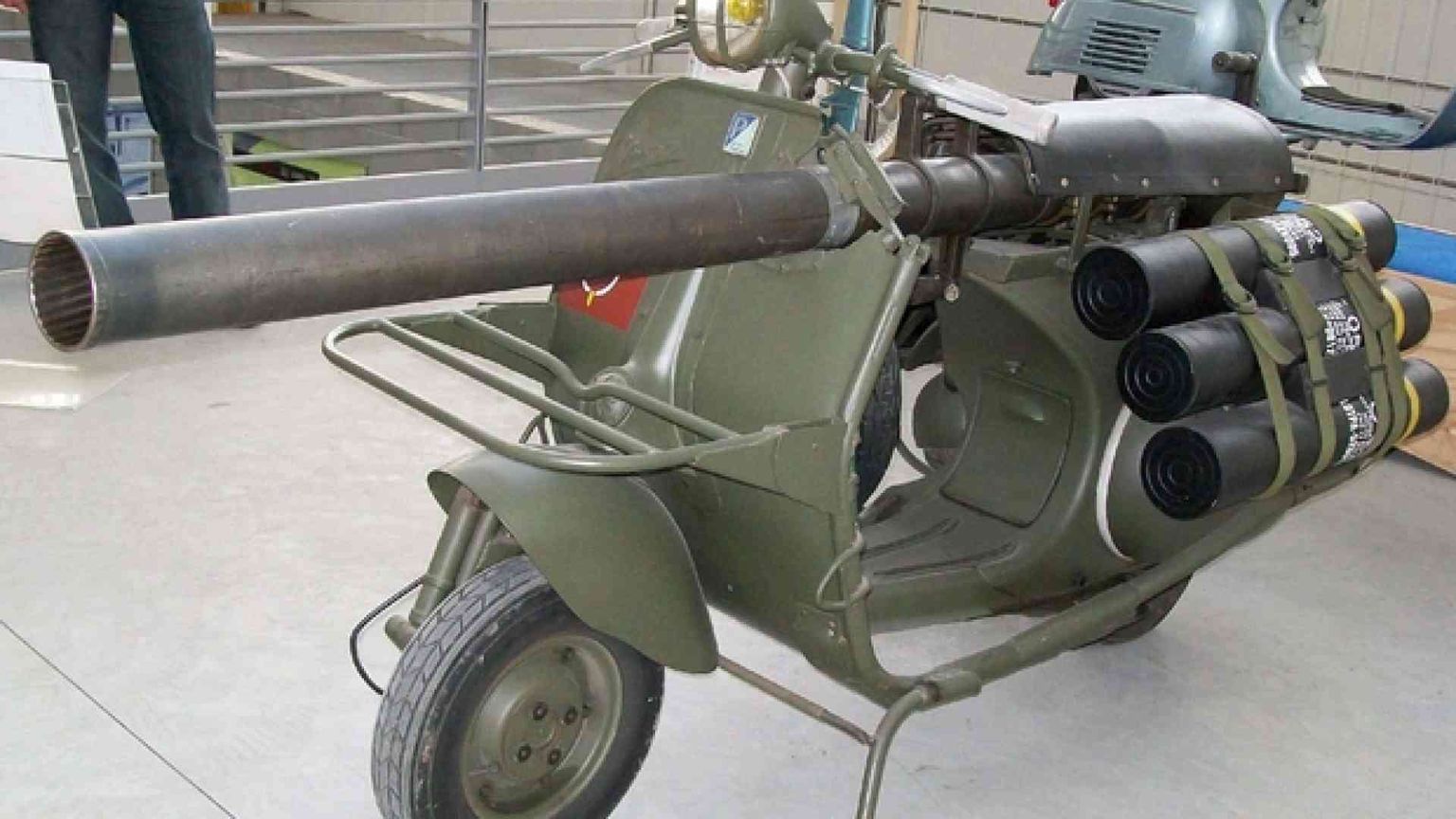 Le motociclette “in divisa” sfilano a Novegro