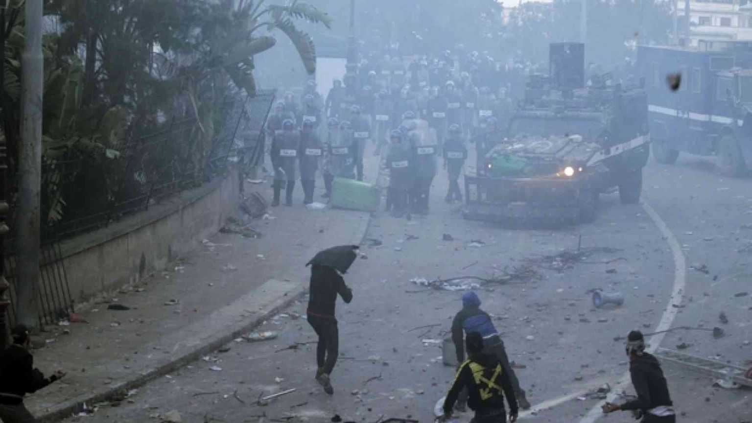 Il «no» a Bouteflika scatena la Primavera algerina