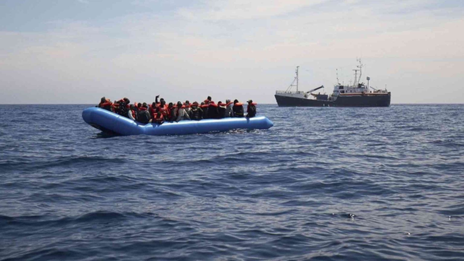 La nave Kurdi verso Lampedusa. Salvini: se ne occupi la Germania