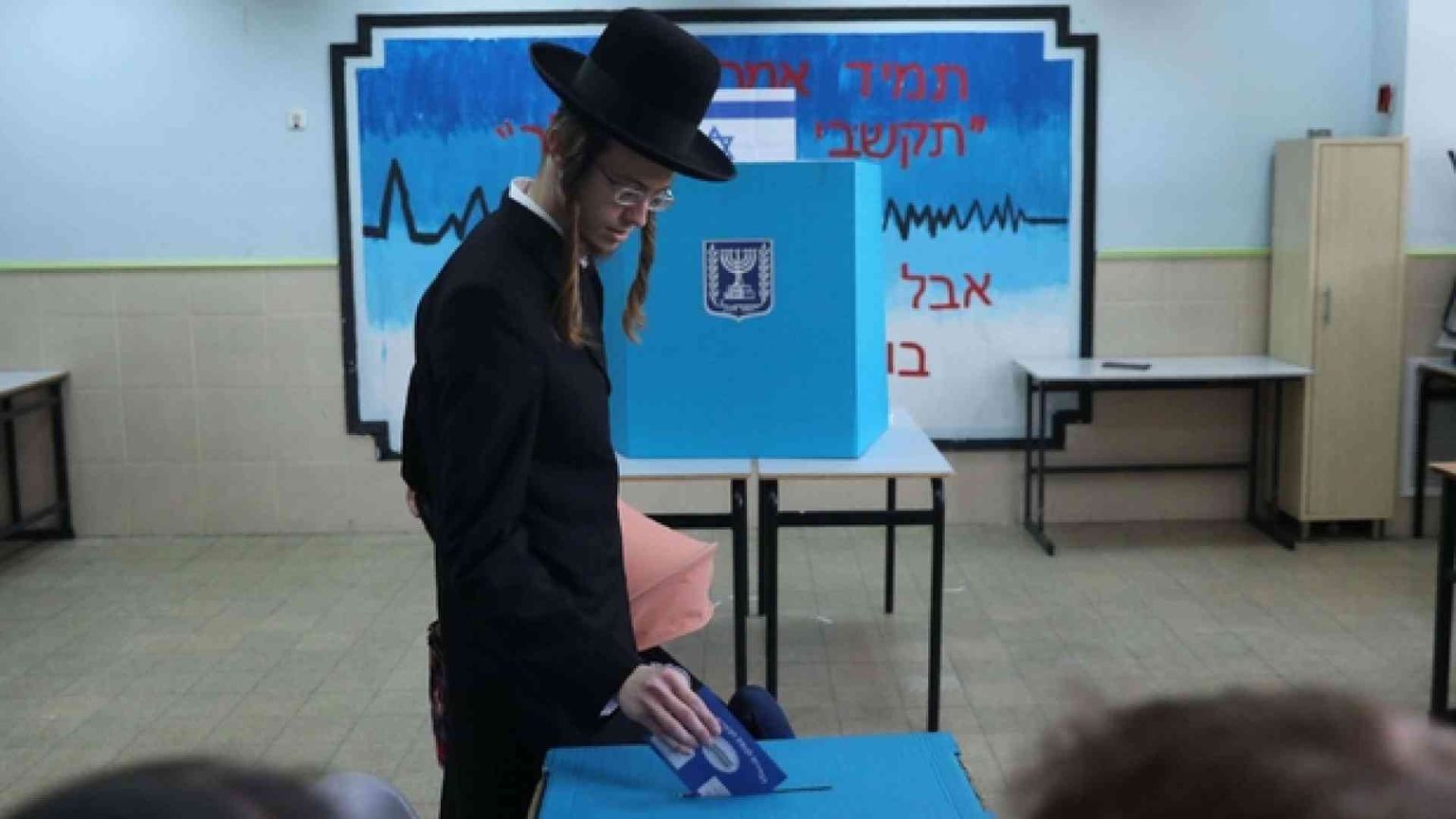 In Israele testa a testa tra Netanyahu e Gantz