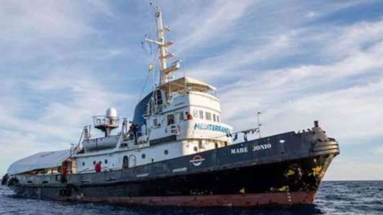 La direttiva del Viminale non ferma la Mare Jonio: missione per salvare vite