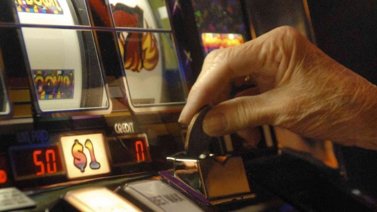 Così le mafie dell'azzardo riciclano miliardi nella Ue