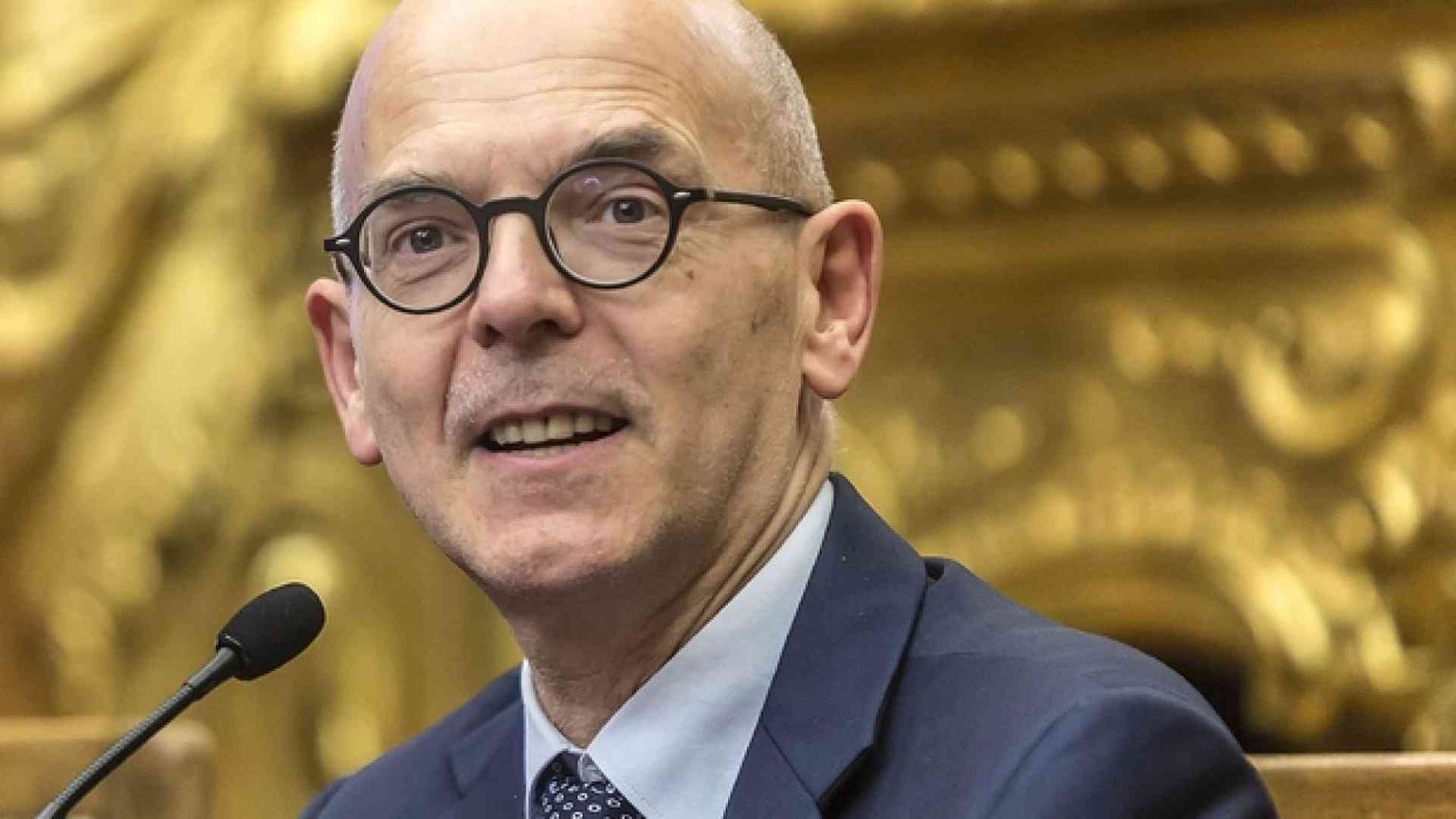 Calcoli e miopie nella tenaglia contro il sociale