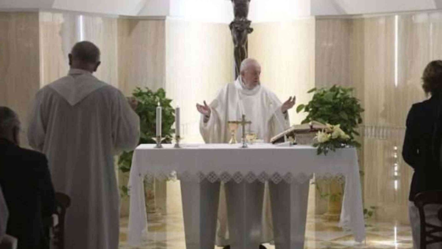 Papa: la pace di Gesù come la calma del mare profondo