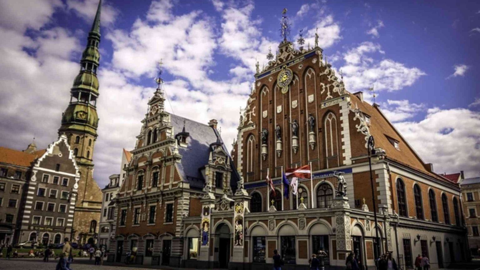 Lettonia, i conti con il passato: «Senza Europa non c'è futuro»