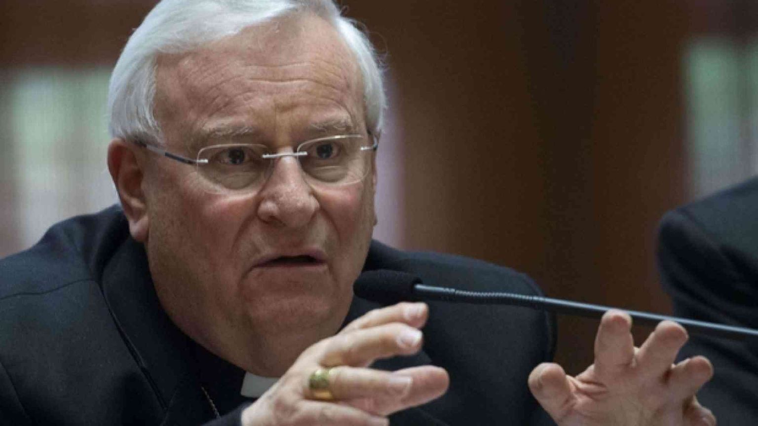 Abusi su minori, i vescovi hanno l'obbligo morale di denunciare