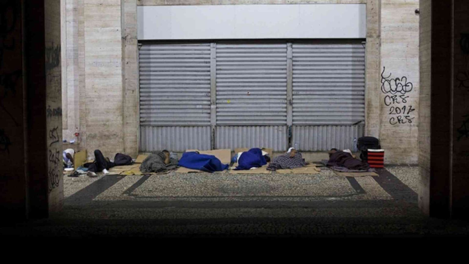 Emergenza clochard, vivere a 40 gradi sull'asfalto