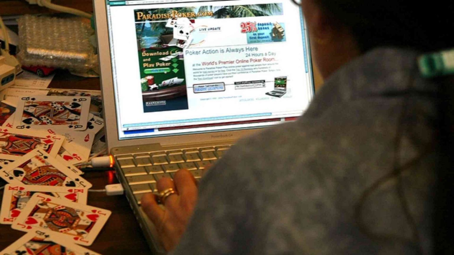 Poteri all'Agcom sull'azzardo (per argini e controlli seri)