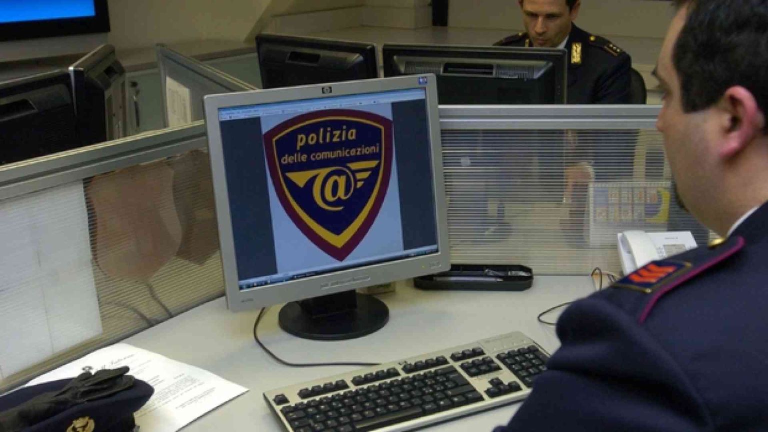 È allarme per gli adolescenti adescati in rete sulle chat dei videogiochi