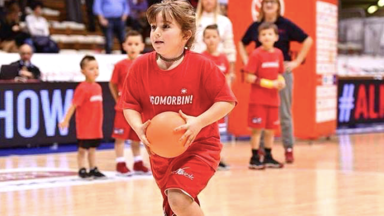 Addio a Sveva, la piccola cestista in campo contro il cancro