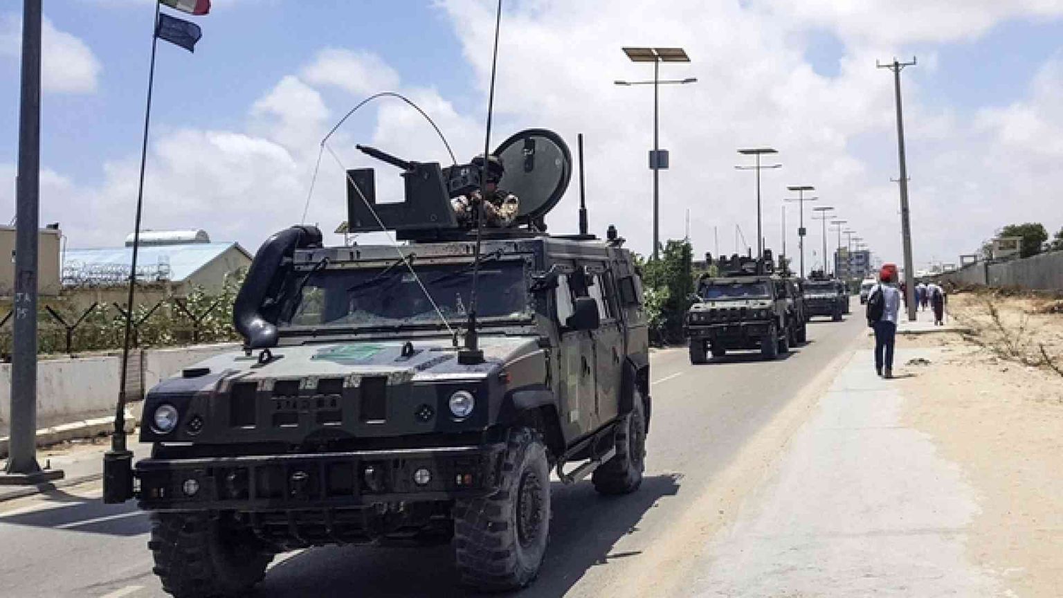 Bomba contro convoglio italiano a Mogadiscio: nessun ferito