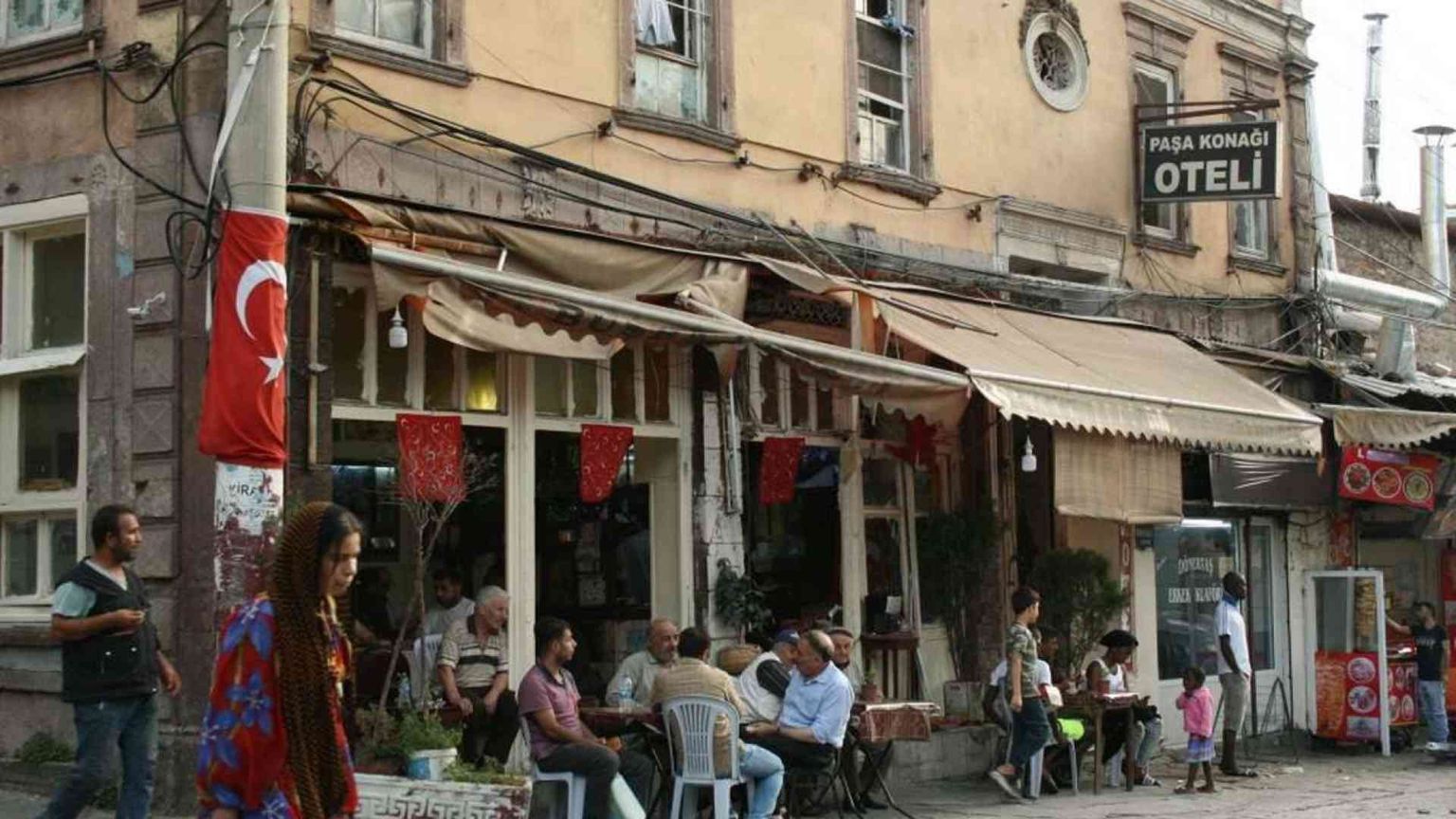 In Turchia tra i migranti: «Ecco perché ci mettiamo in mare»