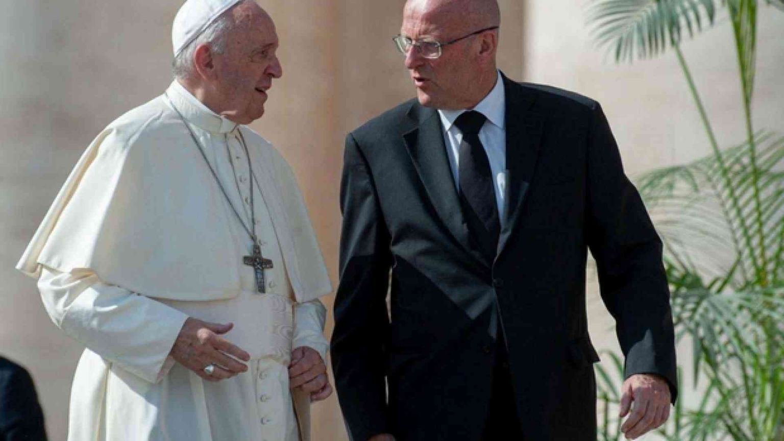 Papa Francesco in visita alla famiglia dell'ex comandante Giani