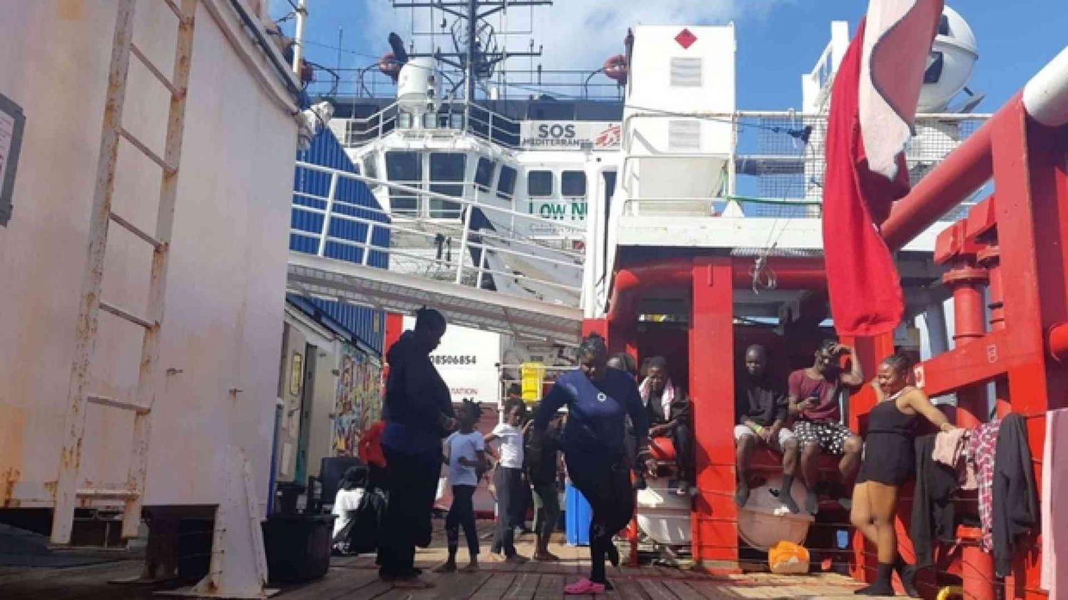 6 giorni nel limbo. Sulla Ocean Viking naviga il terrore di tornare in Libia