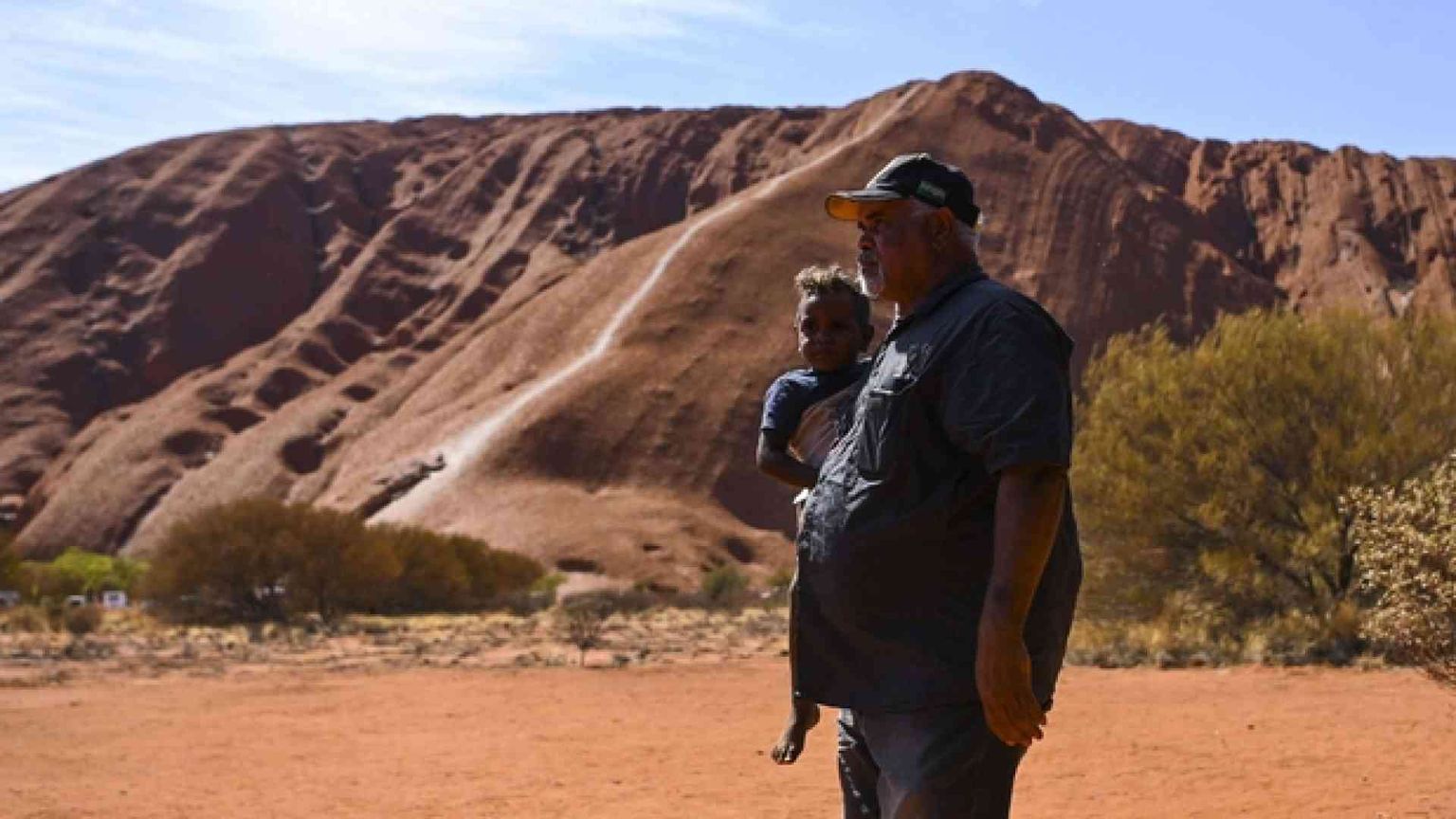 Niente turisti. Il monte sacro Uluru è solo per gli aborigeni