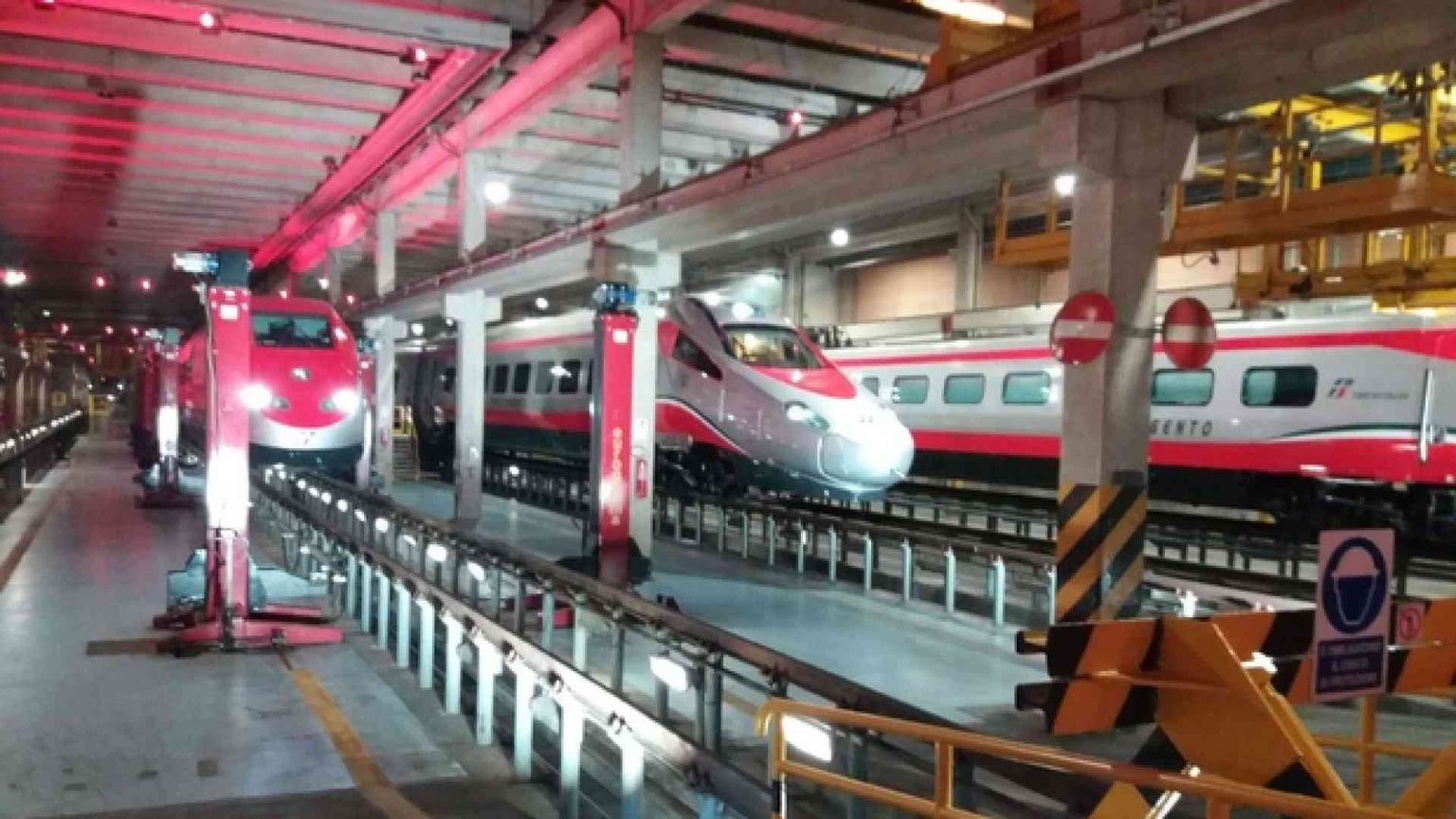 L'alta velocità compie dieci anni