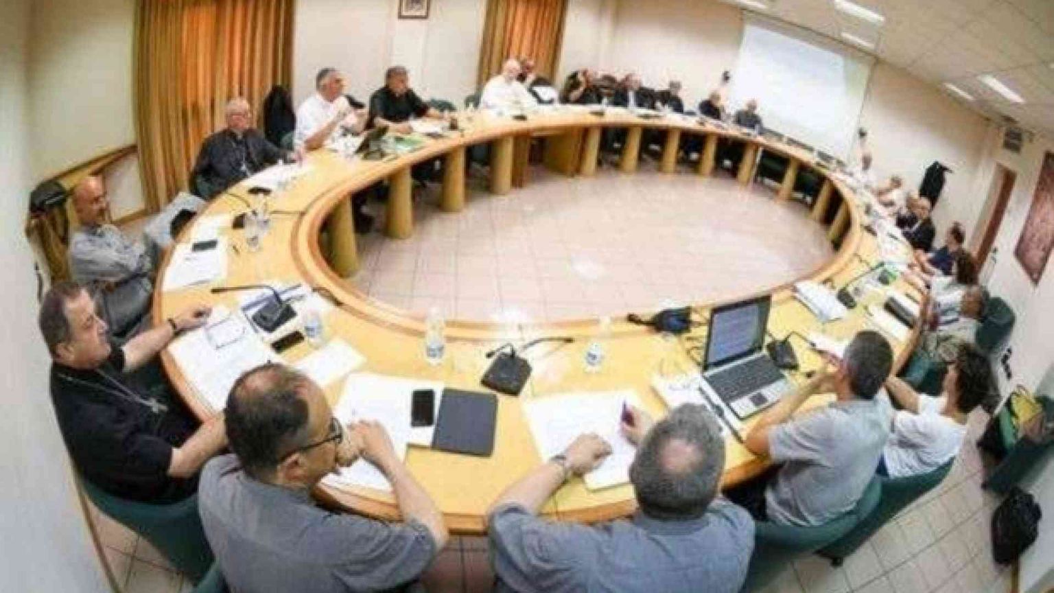 Ghizzoni: «Sulla protezione dei minori la Chiesa italiana è determinata»