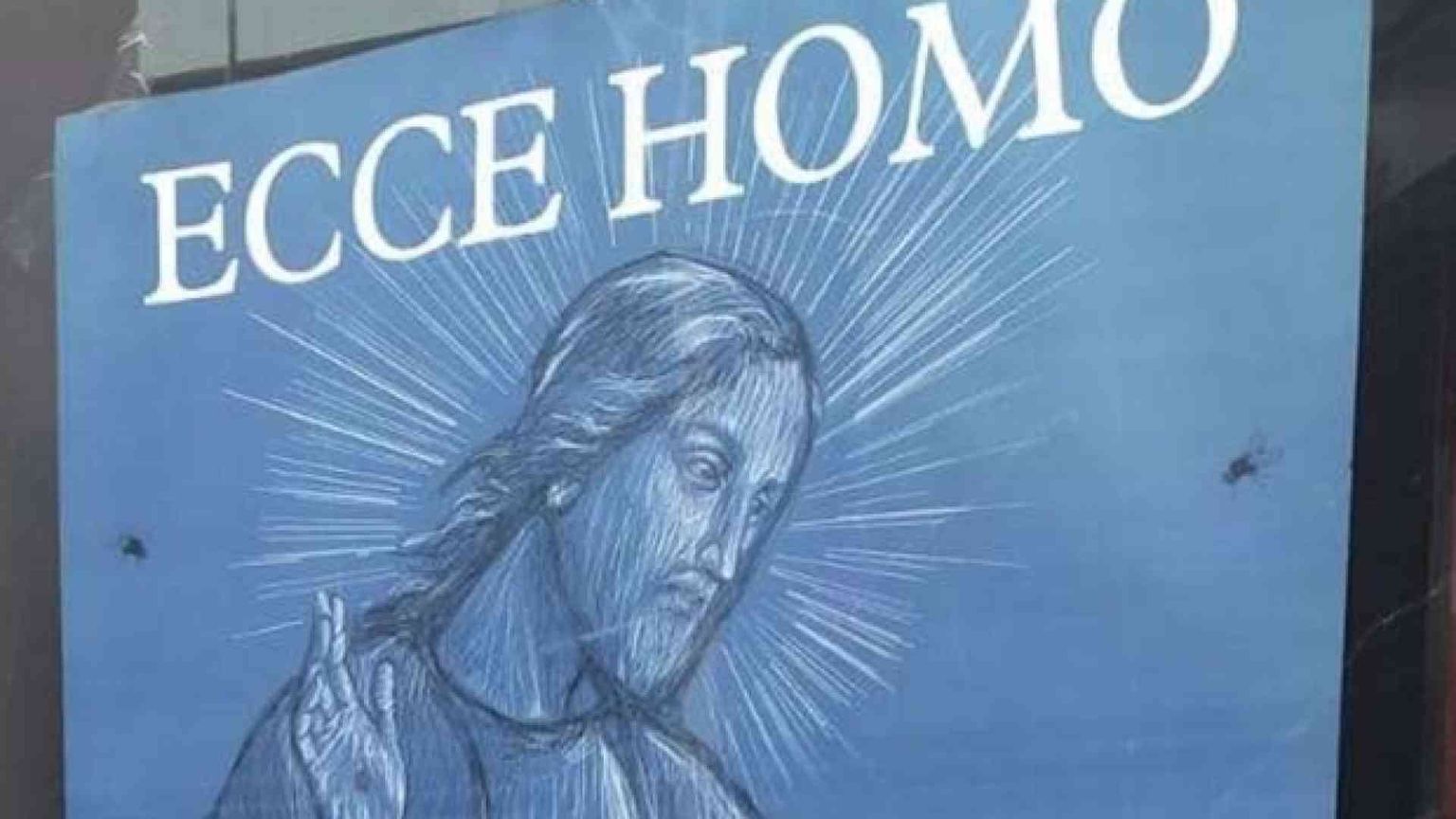 Rimosso manifesto blasfemo su Gesù. E il Macro si scusa