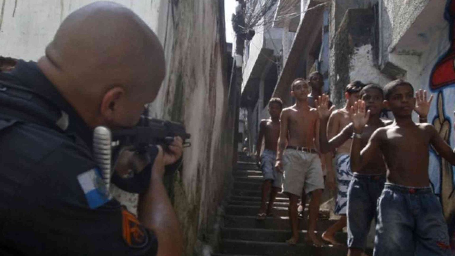 Il triste record di Rio de Janeiro: 1.546 uccisi dalla polizia nelle favelas