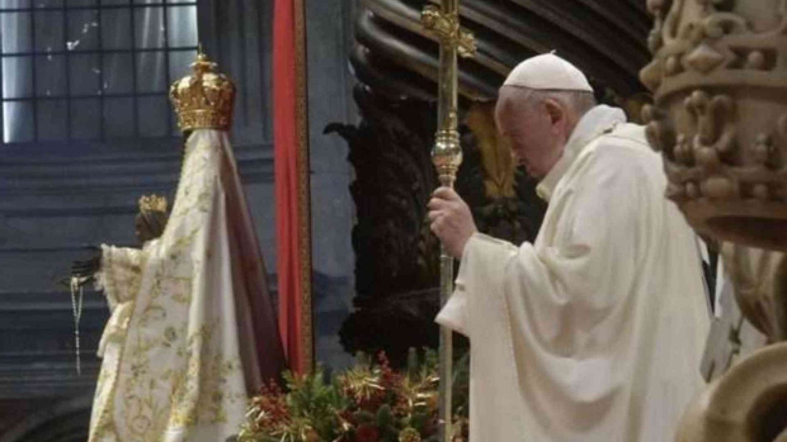 Il Papa: se vogliamo umanità dobbiamo ripartire dalla donna