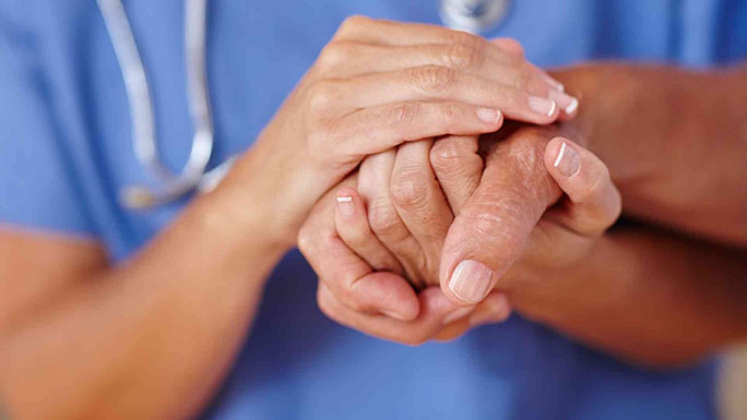 «Medici col Papa al fianco dei pazienti, contro la solitudine»