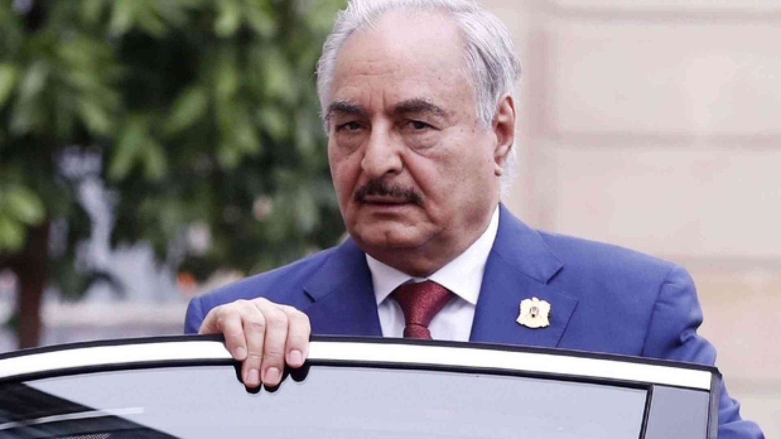 Il generale Haftar incontra Conte. Smentito il possibile arresto di al-Sarraj