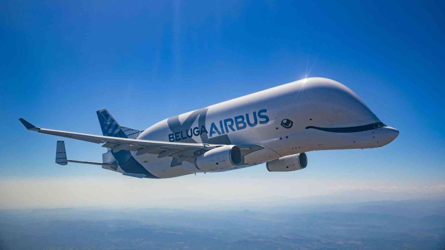 Com'è fatto l'Airbus BelugaXL, il più strano degli aerei cargo (col sorriso)