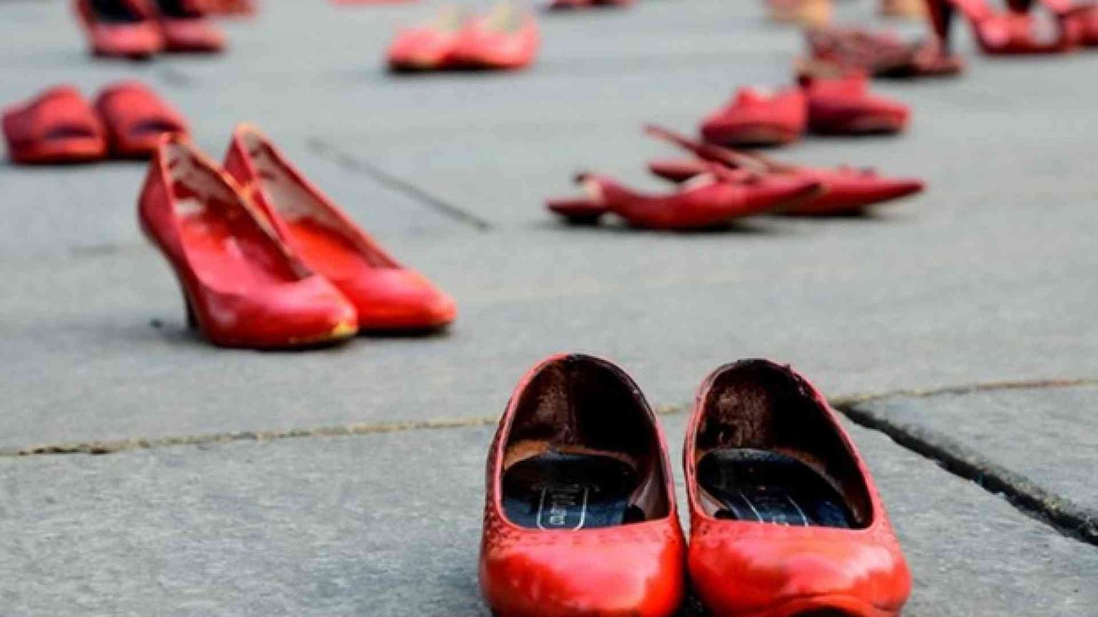 Morta dopo tre giorni di percosse. Il sindaco: non facciamo mai abbastanza