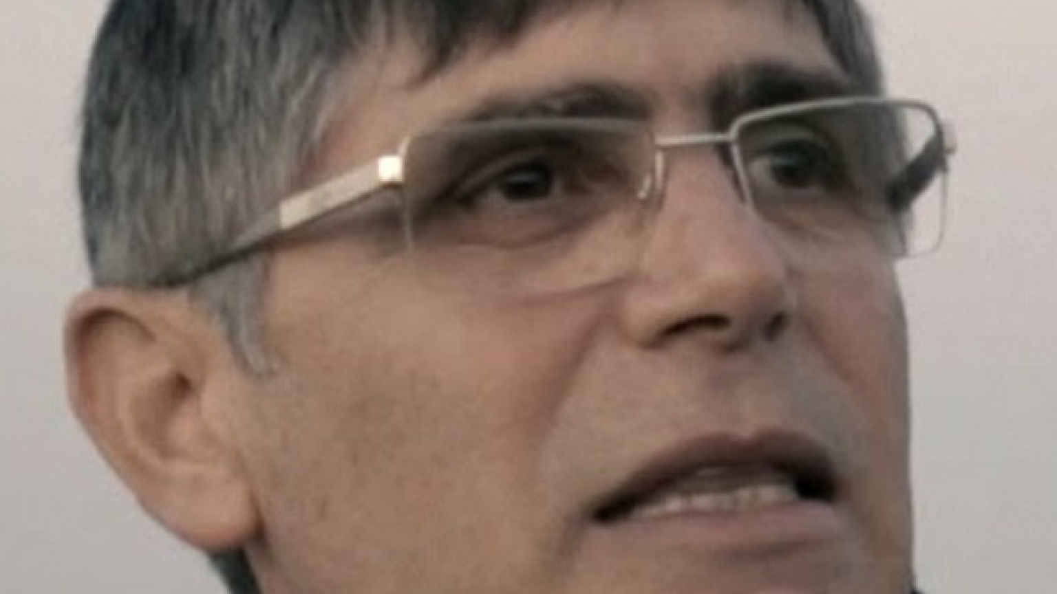 Il suo nome sarà Emanuele. Non doveva nascere e vedrà la luce