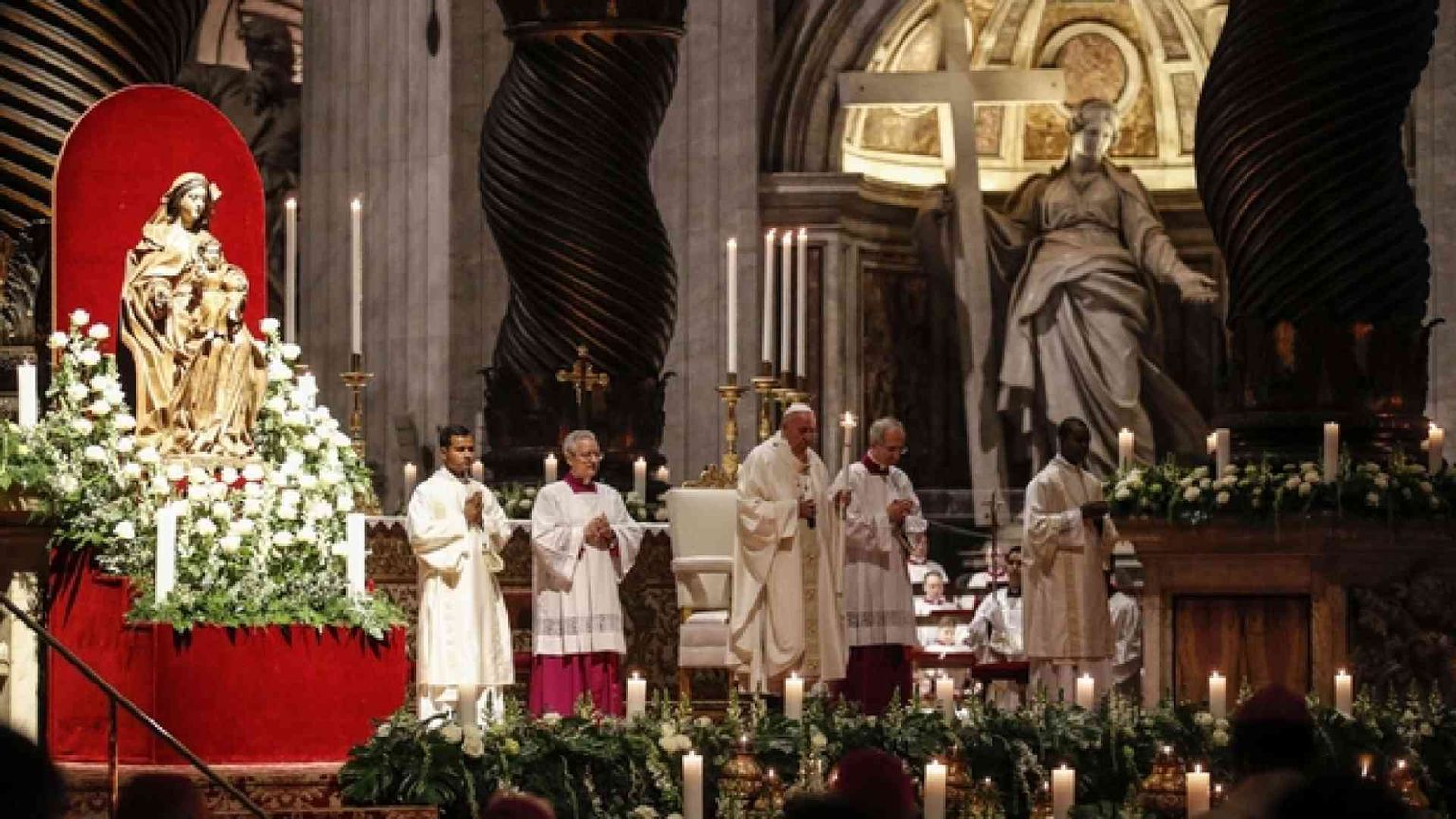 Il Papa: i consacrati, innamorati di Cristo che hanno lasciato tutto per Lui