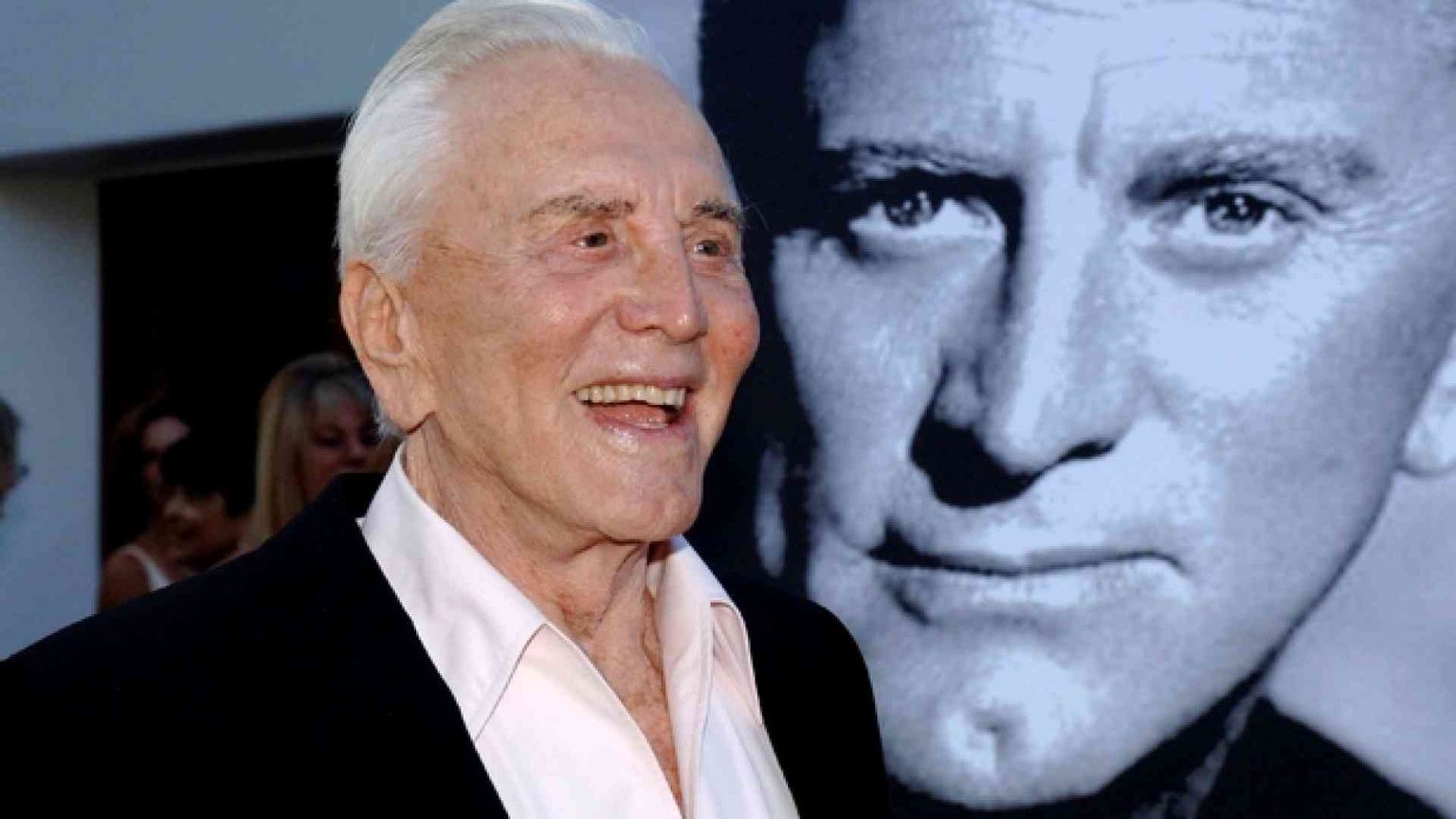Addio a Kirk Douglas, aveva 103 anni
