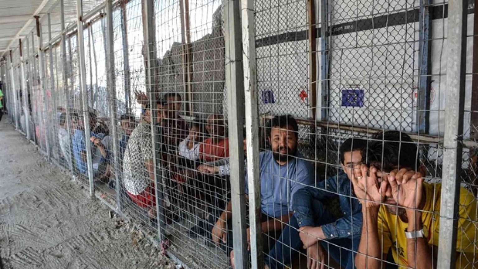 L'appello ai vescovi europei: ricollocare in Europa i rifugiati di Lesbo