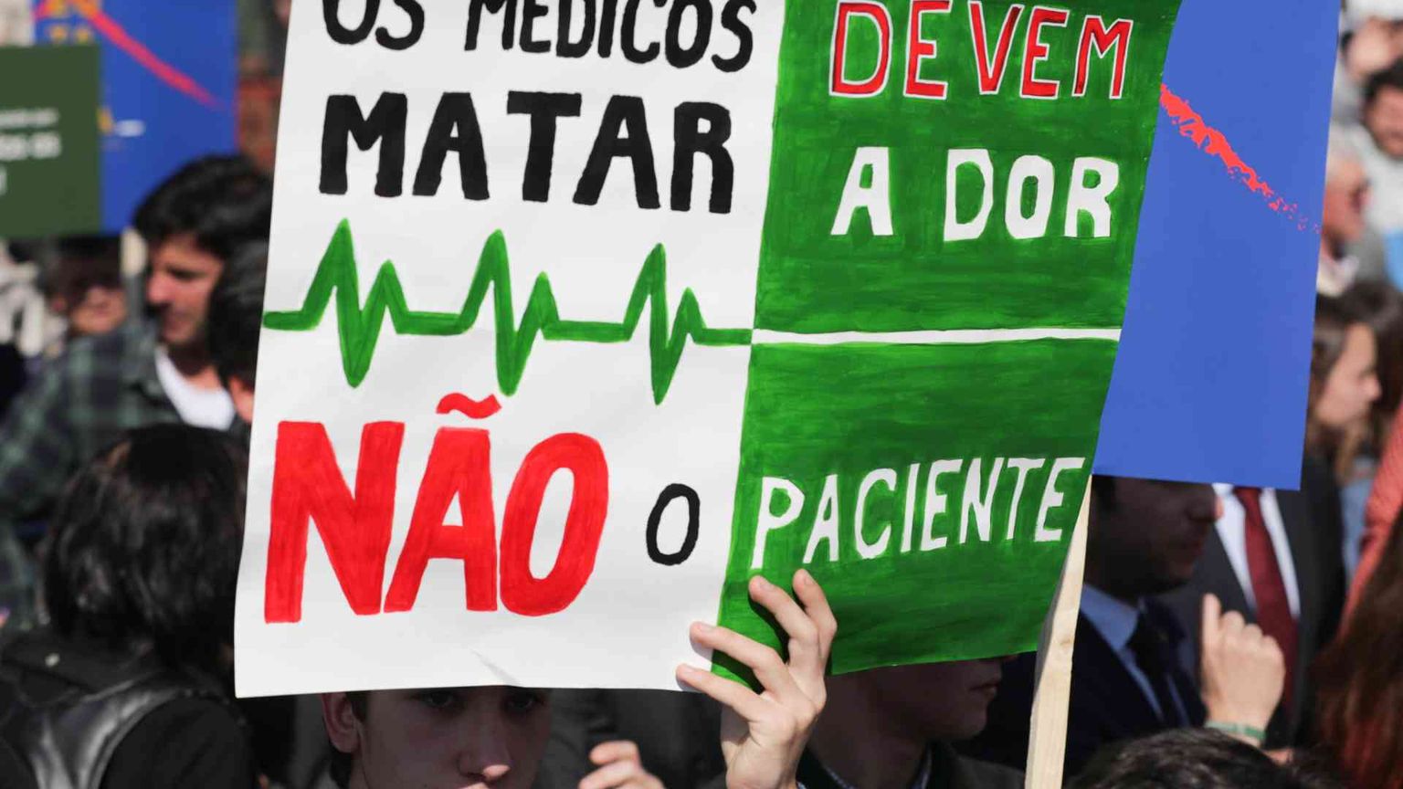 Il Portogallo a un passo dall'eutanasia legalizzata