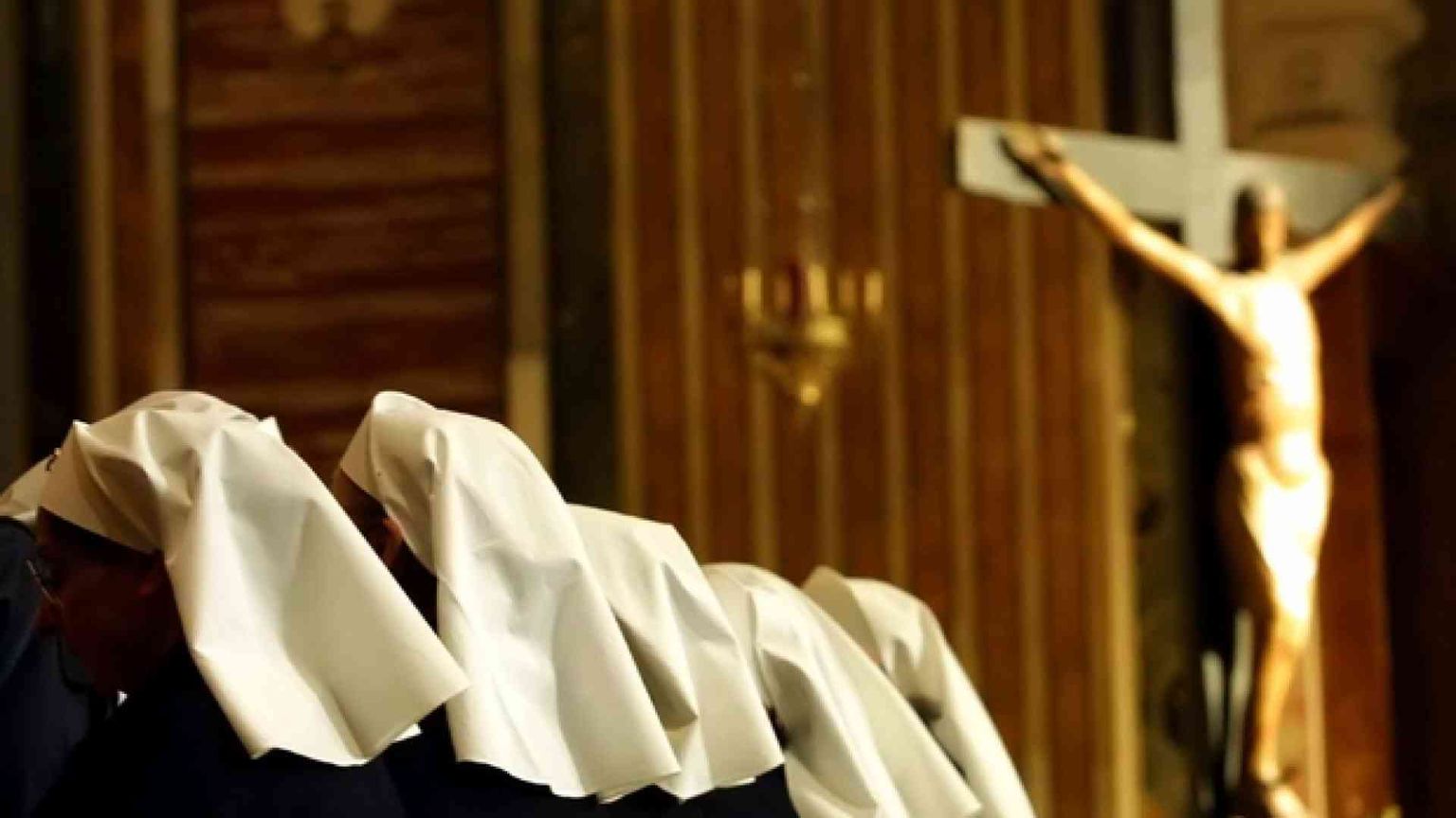 Nove monasteri del Mediterraneo uniti in una catena di preghiera