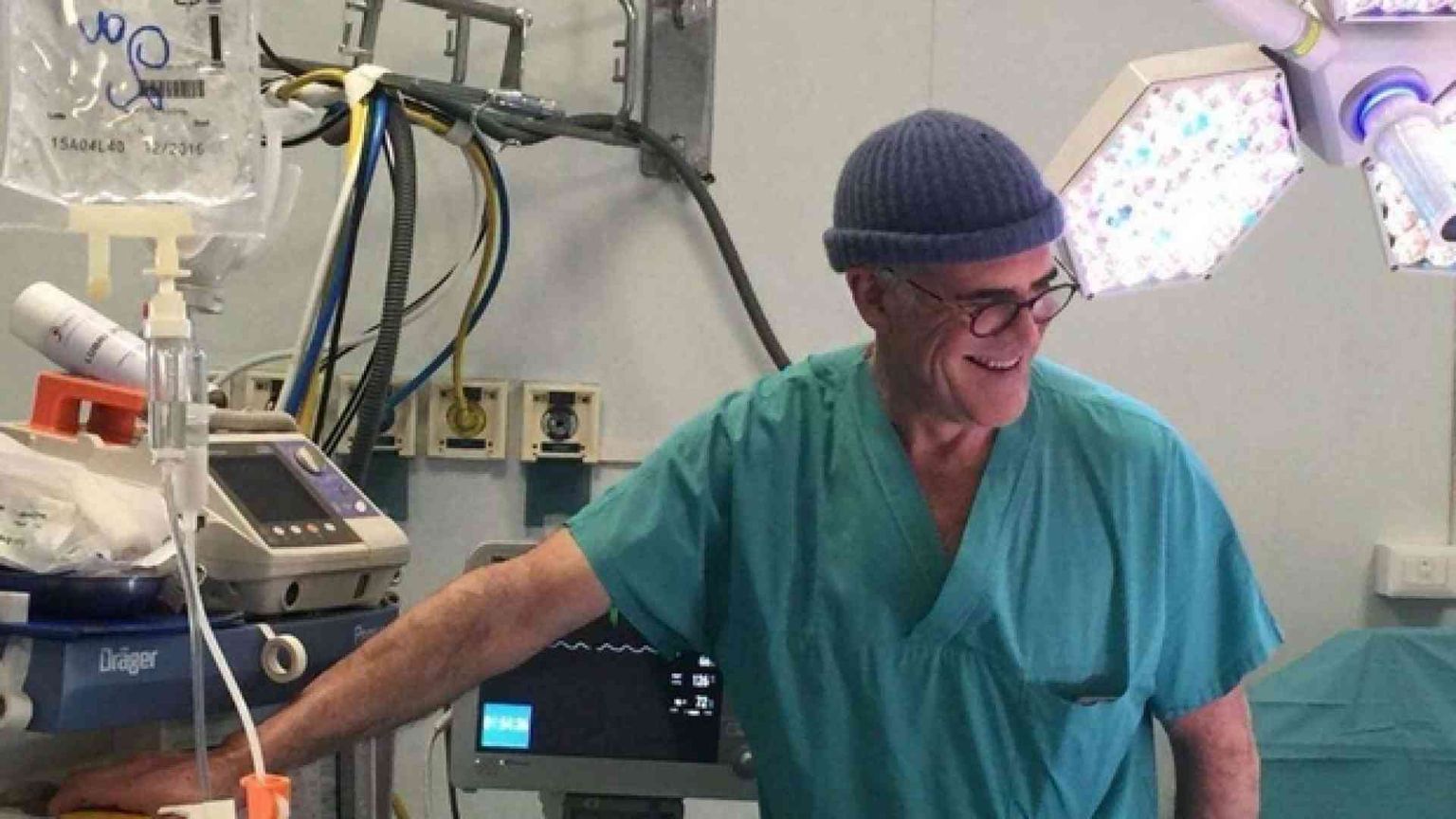 Zangrillo: «Le Terapie intensive sono pronte, no al contagio ossessivo»