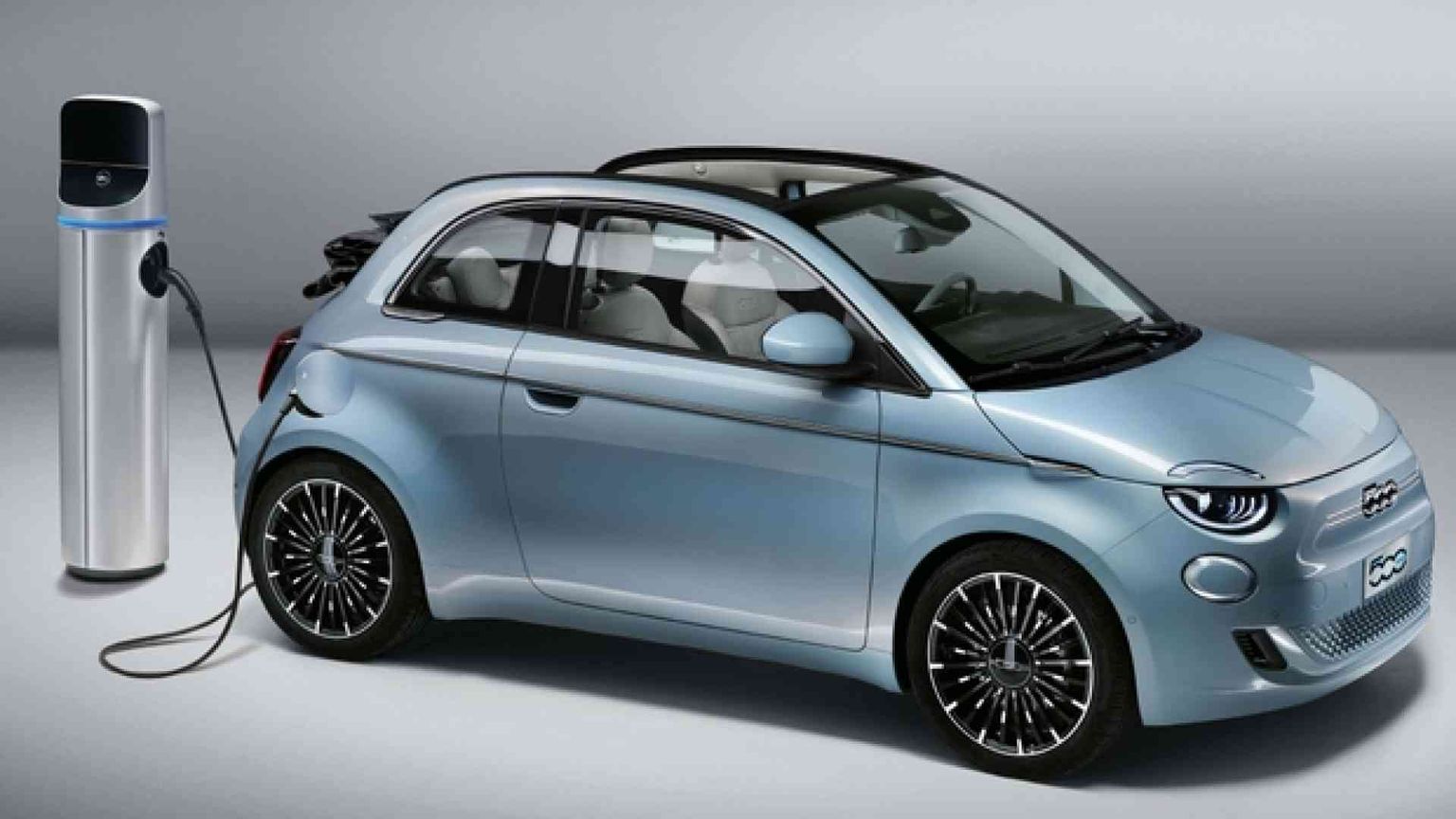 Autonomia e tempi di ricarica, i segreti della prima Fiat elettrica