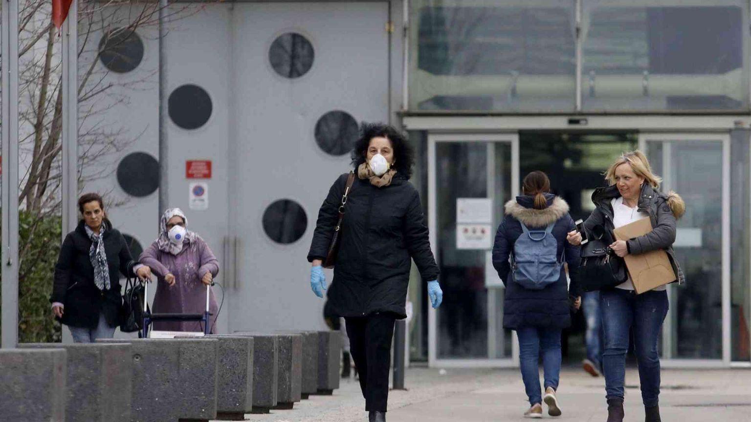 Superati i 100mila contagiati nel mondo. Primo caso anche in Vaticano