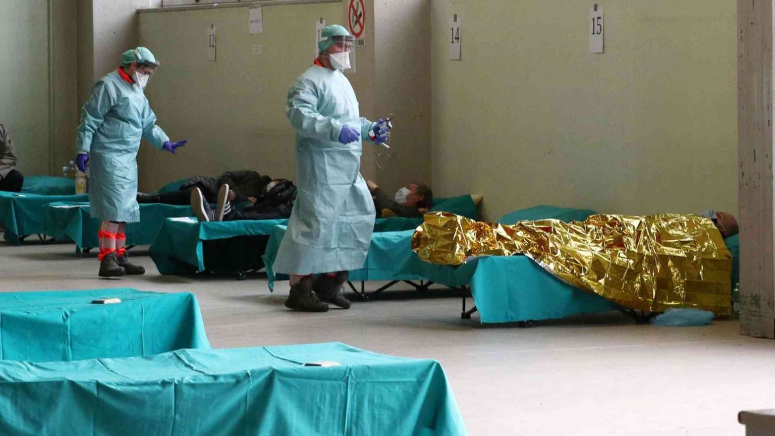 Oms: è pandemia. In Italia 10.590 malati, confini sbarrati