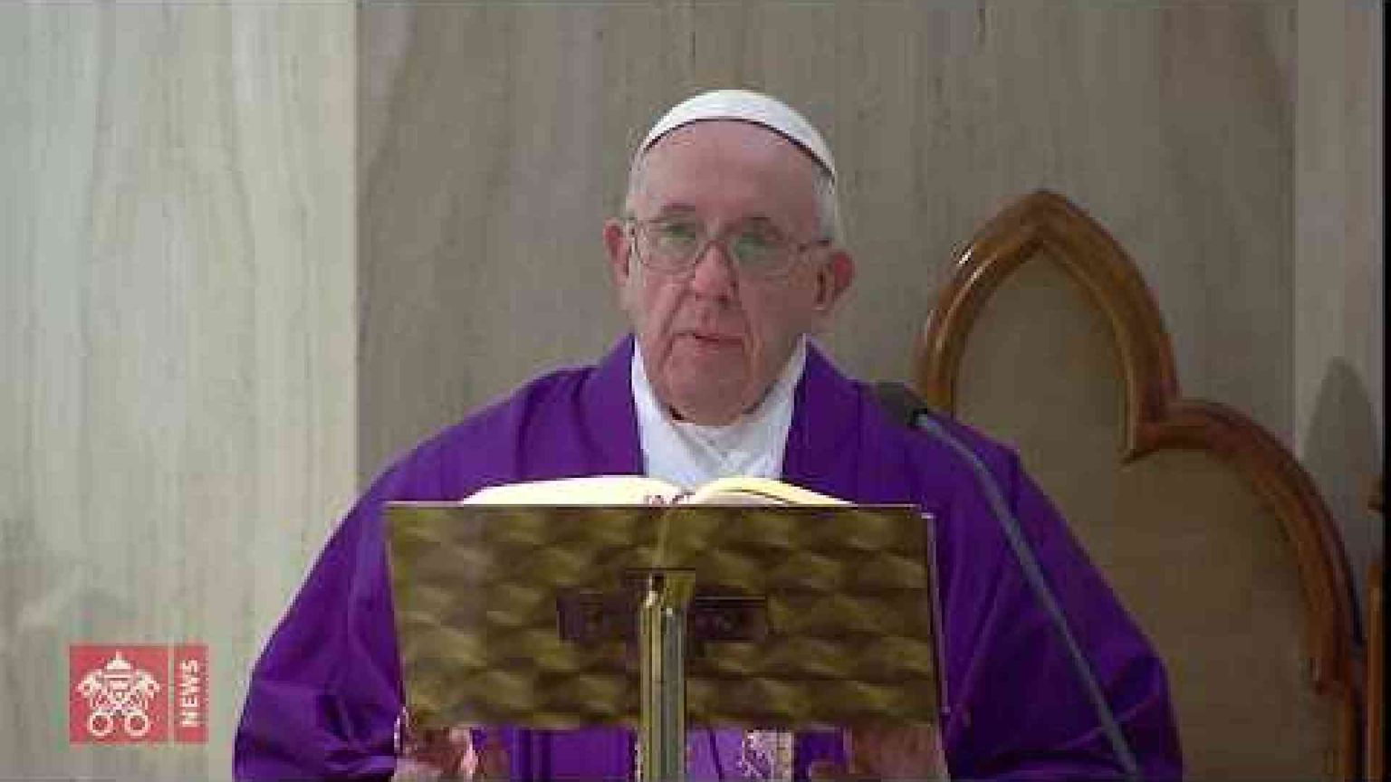 Il Papa prega per la pace nelle famiglie in questo momento difficile