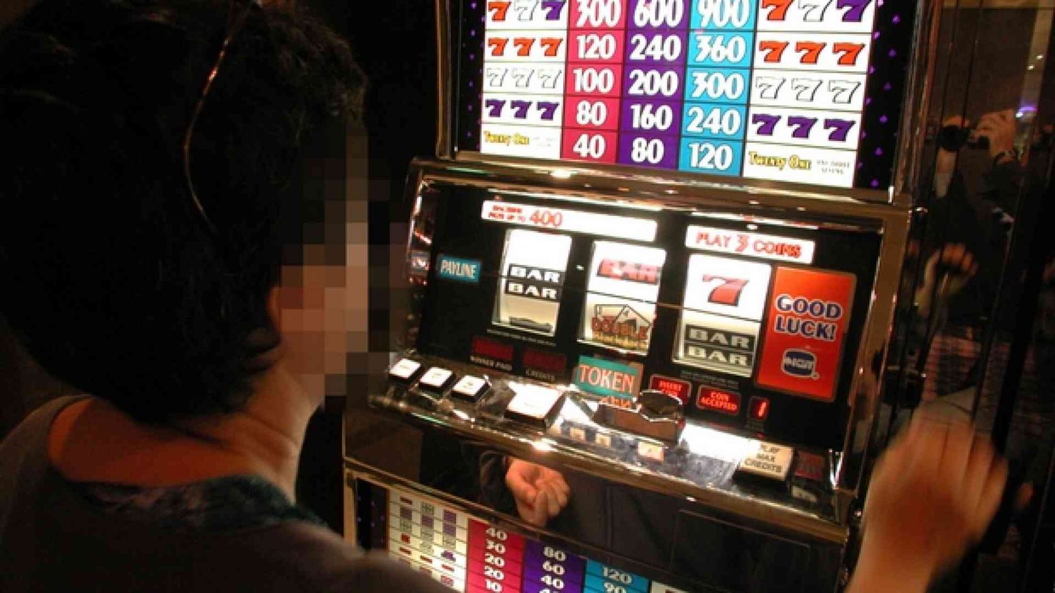 Tutte le slot spente, anche nei tabaccai. Direttiva dei Monopoli