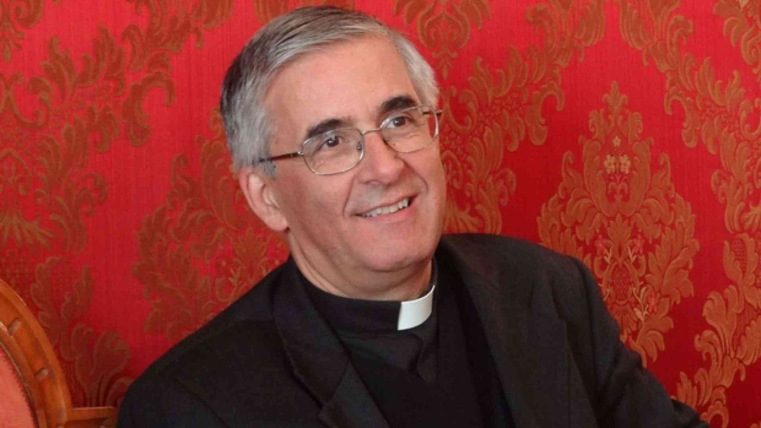 Il vescovo Napolioni, guarito, racconta la sua esperienza in ospedale