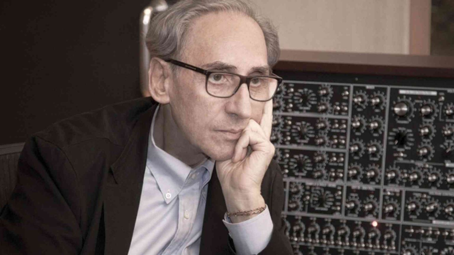 Battiato, torna il suo primo "live" per i 75 anni