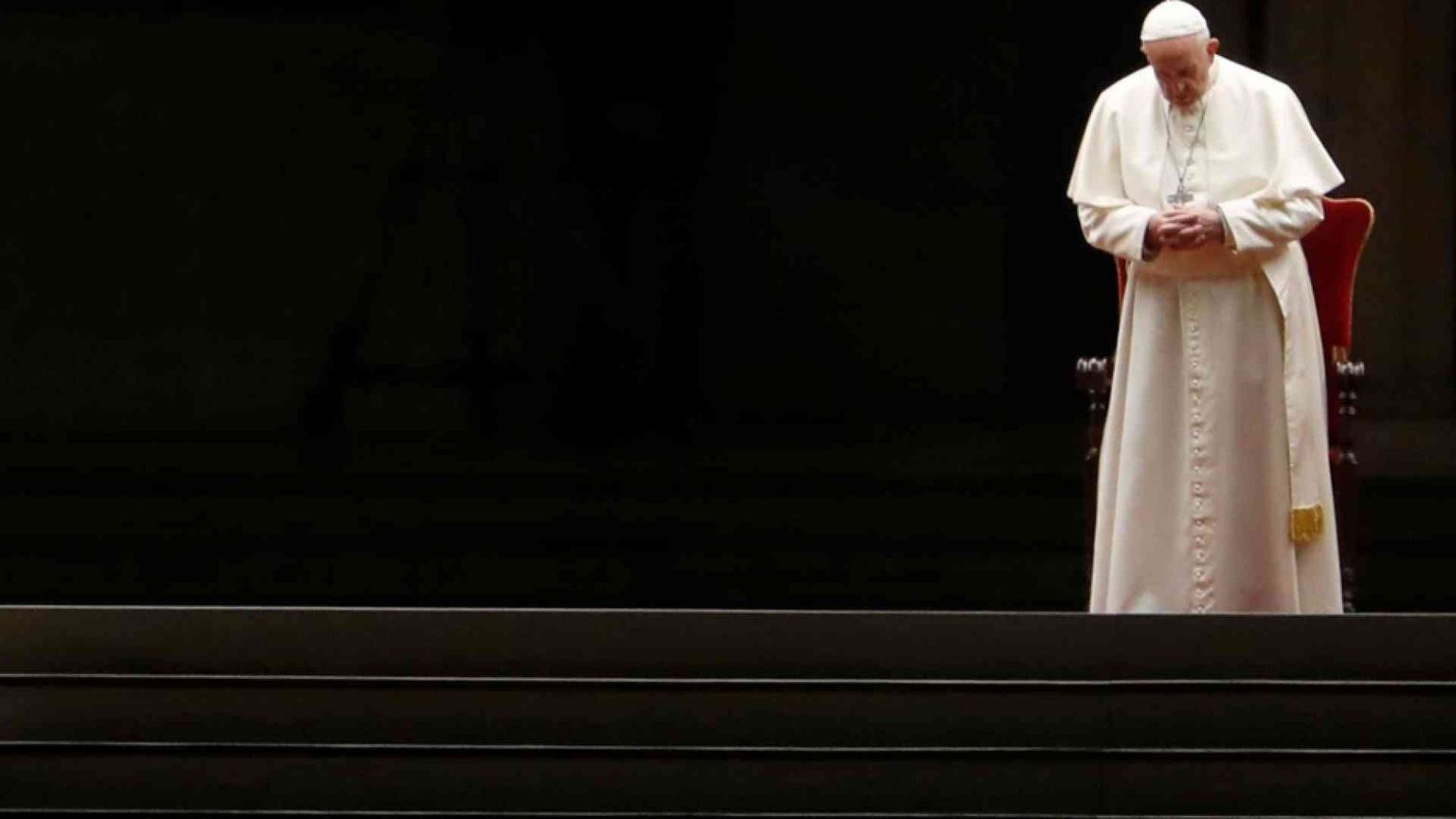 Come seguire in tv la Veglia pasquale con il Papa e la Messa in S. Pietro