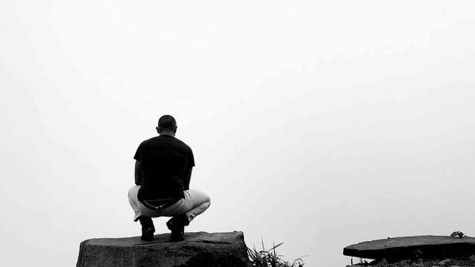 Non sempre isolamento significa solitudine: la lezione della letteratura