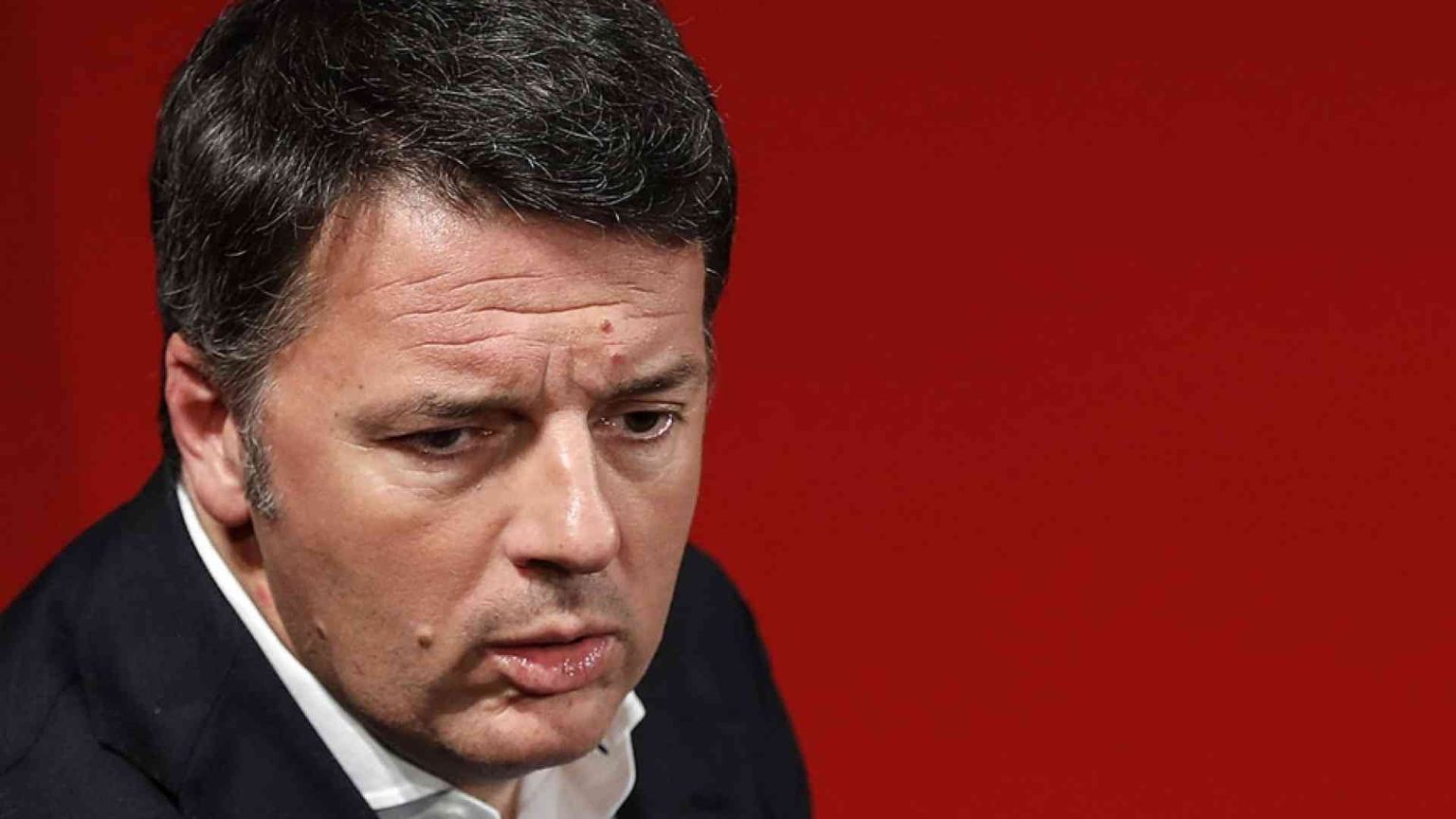 Renzi controcorrente: apriamo, col virus bisogna convivere