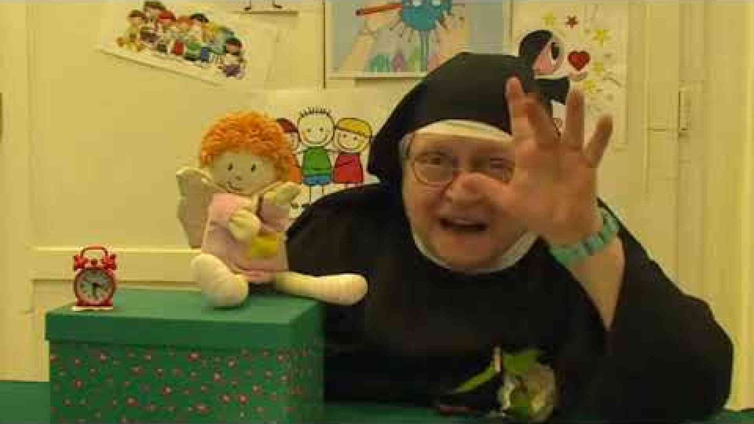 Dalla clausura le fiabe di suor Sandra conquistano il web