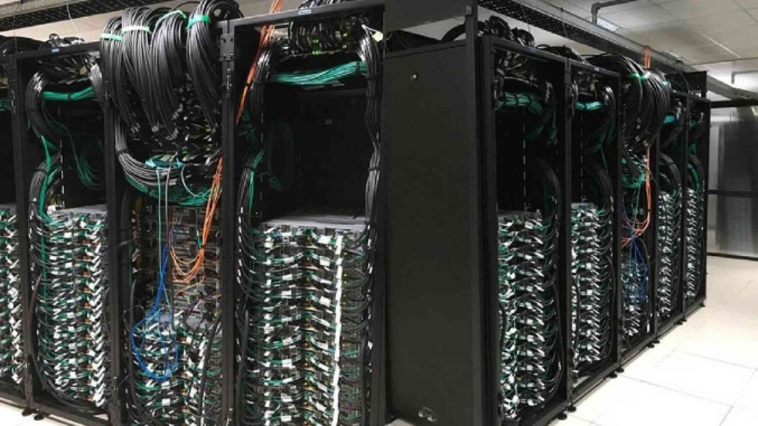 Il supercomputer Enea "apre" alla ricerca per farmaci e vaccini