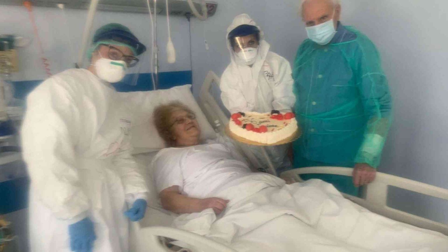 Umberto e Maria, festa a sorpresa in corsia per i 56 anni di nozze