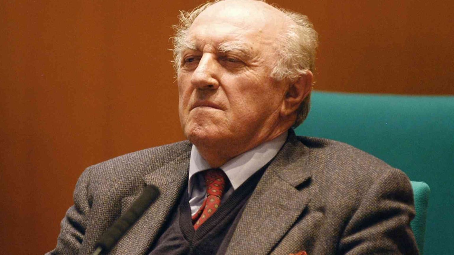 Ferrarotti: «Il futuro non è della tecnica, il Covid-19 lo dimostra»